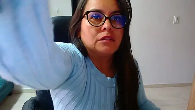 Ixchel Anaid online show from March 13, 2025, 9:05 pm