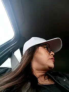 Ixchel Anaid online show from March 18, 2025, 6:26 pm