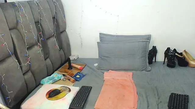 Tits  sweet online show from February 11, 2025, 3:29 pm