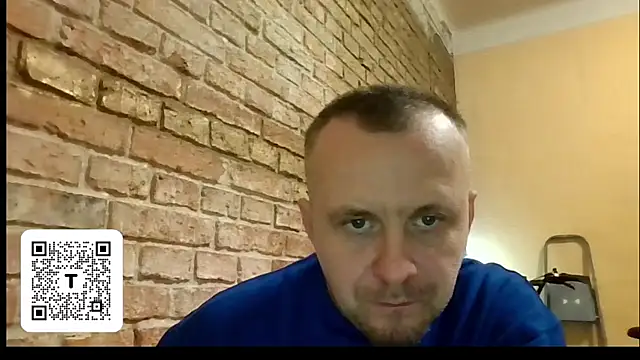 MrWhitePL online show from November 9, 2025, 5:11 pm