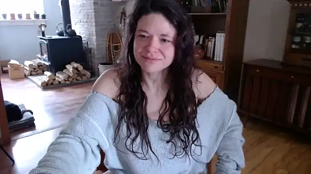 MarcyJones online show from March 3, 2025, 1:31 pm