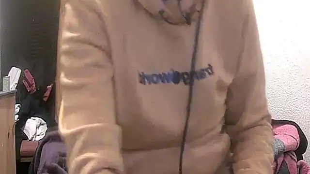 pareja erotik online show from February 10, 2025, 1:57 am