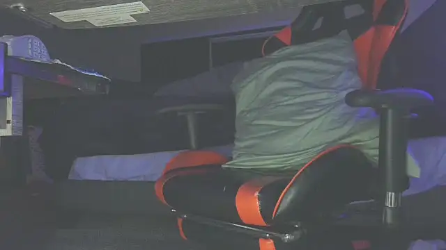 Dick and muscles online show from March 13, 2025, 9:21 am