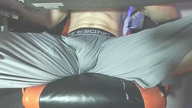 Dick and muscles online show from October 13, 2025, 1:05 am