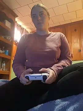 jaseyrae online show from December 5, 2024, 7:49 pm