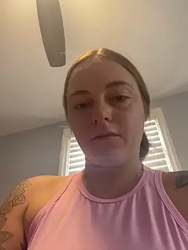 jaseyrae online show from September 30, 2025, 3:06 pm