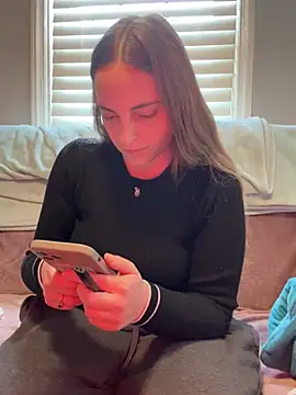 jaseyrae online show from April 19, 2026, 6:10 pm