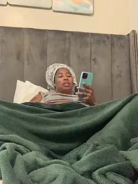 CurvyDesire1 online show from March 16, 2025, 5:14 am