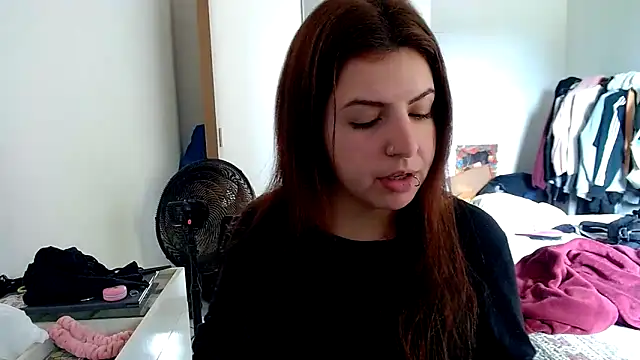 Snapshot of chelbyy chatting on September 25, 2025, 1:26 pm chelbyy online show from September 25, 2025, 1:26 pm