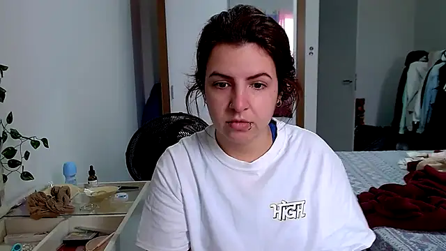 Snapshot of chelbyy chatting on October 6, 2025, 1:52 pm chelbyy online show from October 6, 2025, 1:52 pm