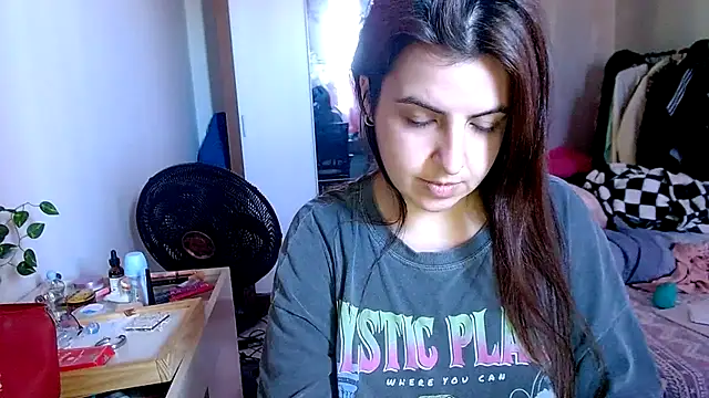 Snapshot of chelbyy chatting on October 14, 2025, 7:14 pm chelbyy online show from October 14, 2025, 7:14 pm