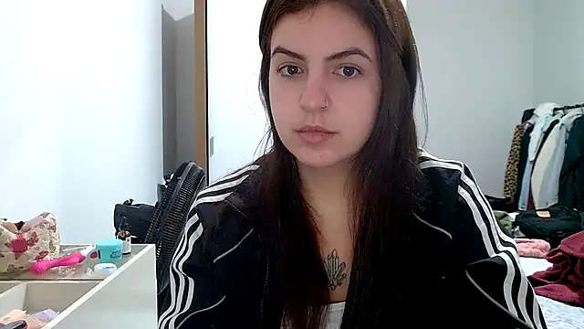 Snapshot of chelbyy chatting on November 13, 2025, 3:38 am chelbyy online show from November 13, 2025, 3:38 am