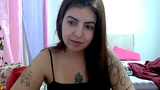 Snapshot of chelbyy chatting on November 17, 2025, 9:42 pm chelbyy online show from November 17, 2025, 9:42 pm