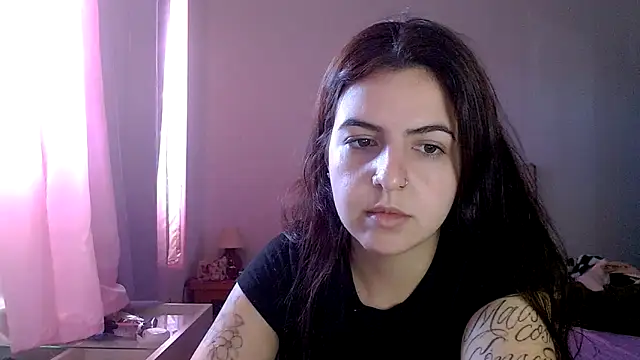 Snapshot of chelbyy chatting on December 17, 2025, 12:55 pm chelbyy online show from December 17, 2025, 12:55 pm