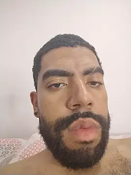 Aroon Stonne online show from December 16, 2025, 4:17 am