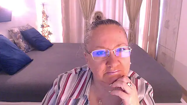 Snapshot of Raisshy chatting on January 19, 2025, 11:45 am Raisshy online show from January 19, 2025, 11:45 am