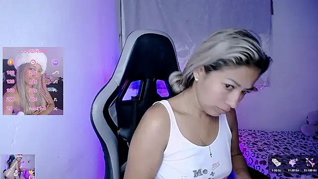 ninatiny online show from January 15, 2026, 10:20 am