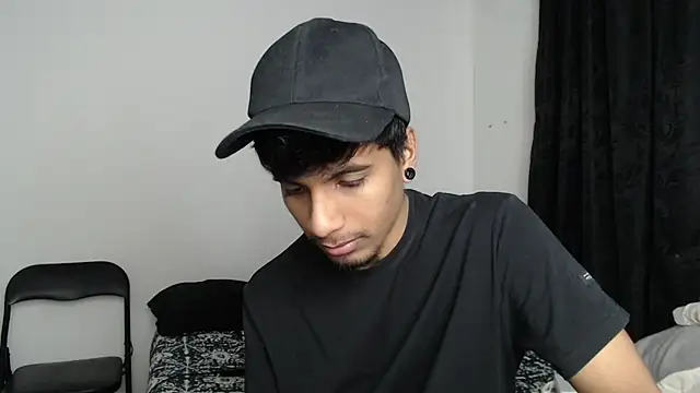 stevenosori online show from November 3, 2025, 3:41 am