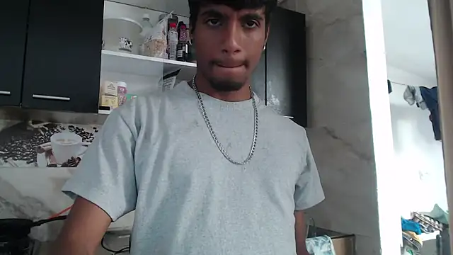 Snapshot of stevenosori chatting on April 18, 2026, 6:23 pm stevenosori online show from April 18, 2026, 6:23 pm