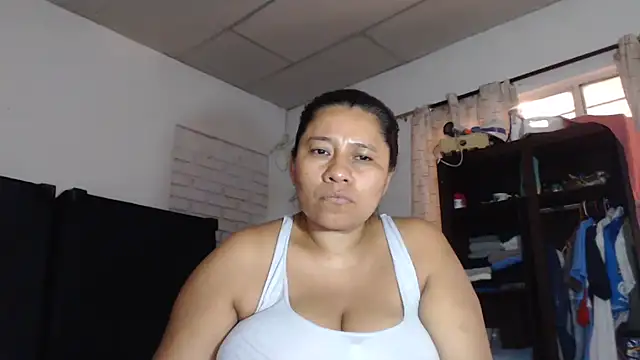 Snapshot of adrixxx38 chatting on February 17, 2026, 9:54 pm adrixxx38 online show from February 17, 2026, 9:54 pm