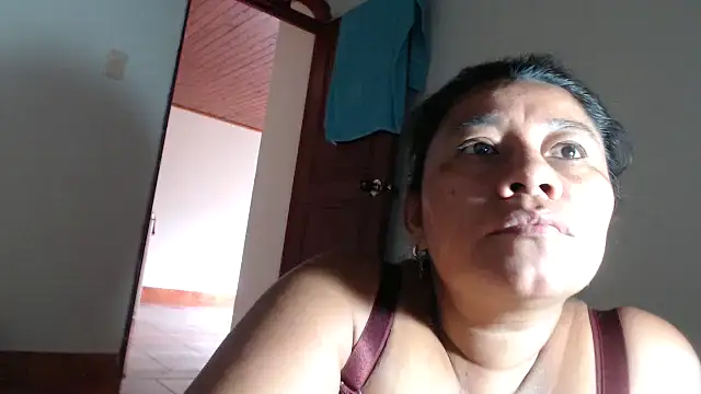 Snapshot of adrixxx38 chatting on June 14, 2026, 6:32 pm adrixxx38 online show from June 14, 2026, 6:32 pm