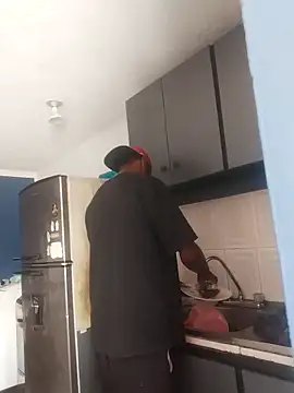 Snapshot of Benhtenblak chatting on September 8, 2025, 6:07 pm Benhtenblak online show from September 8, 2025, 6:07 pm