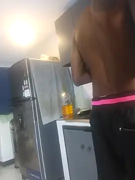 Snapshot of Benhtenblak chatting on October 5, 2025, 9:45 pm Benhtenblak online show from October 5, 2025, 9:45 pm