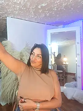 Snapshot of zullyxhot chatting on November 9, 2025, 9:57 pm zullyxhot online show from November 9, 2025, 9:57 pm