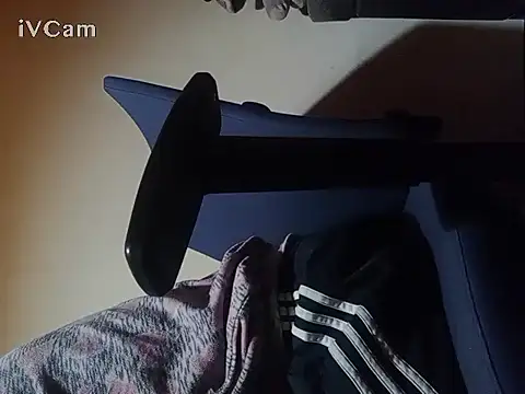 Snapshot of Bigdick666cm chatting on April 5, 2026, 1:19 pm Bigdick666cm online show from April 5, 2026, 1:19 pm