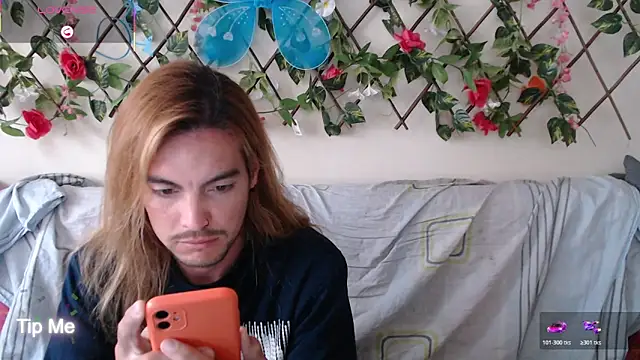 Jack Emily1 online show from November 14, 2025, 5:44 pm