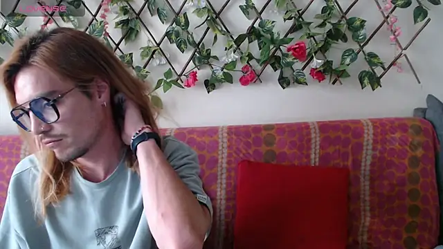 Jack Emily1 online show from May 29, 2026, 8:29 pm