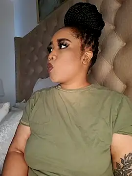 Snapshot of CAMMII_ chatting on May 9, 2026, 11:04 am CAMMII online show from May 9, 2026, 11:04 am