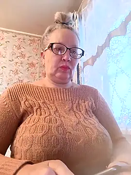 Snapshot of Cerd_Ayaz chatting on April 7, 2026, 5:41 am Cerd Ayaz online show from April 7, 2026, 5:41 am