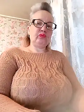 Snapshot of Cerd_Ayaz chatting on April 14, 2026, 5:24 am Cerd Ayaz online show from April 14, 2026, 5:24 am