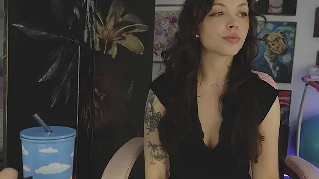 makiyahbelle online show from February 12, 2026, 9:59 am