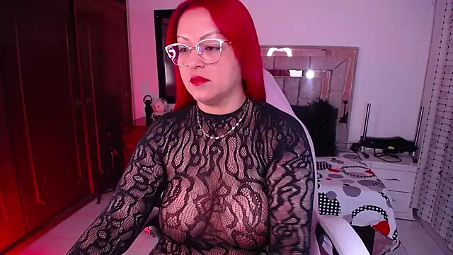 salomecastro  online show from November 4, 2025, 3:16 am