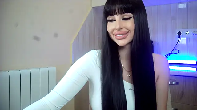 Lady Joli online show from February 18, 2026, 7:15 am