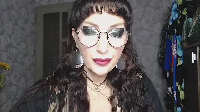 Snapshot of Aziza1 chatting on November 29, 2025, 9:01 am Aziza1 online show from November 29, 2025, 9:01 am