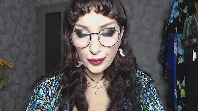 Snapshot of Aziza1 chatting on December 1, 2025, 11:59 am Aziza1 online show from December 1, 2025, 11:59 am