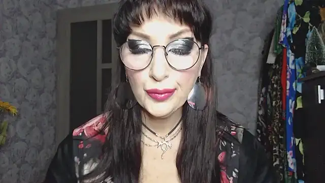 Snapshot of Aziza1 chatting on December 3, 2025, 1:09 pm Aziza1 online show from December 3, 2025, 1:09 pm