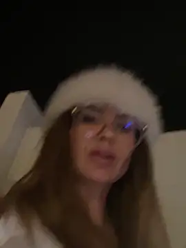 Etwas neugierig online show from March 12, 2026, 5:52 pm