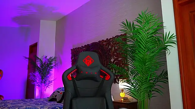 Snapshot of ambarEvans chatting on December 1, 2024, 8:09 pm ambarEvans online show from December 1, 2024, 8:09 pm