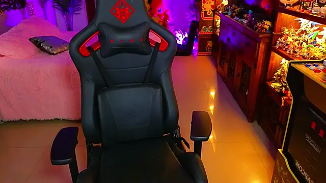 Snapshot of ambarEvans chatting on January 29, 2025, 7:00 pm ambarEvans online show from January 29, 2025, 7:00 pm