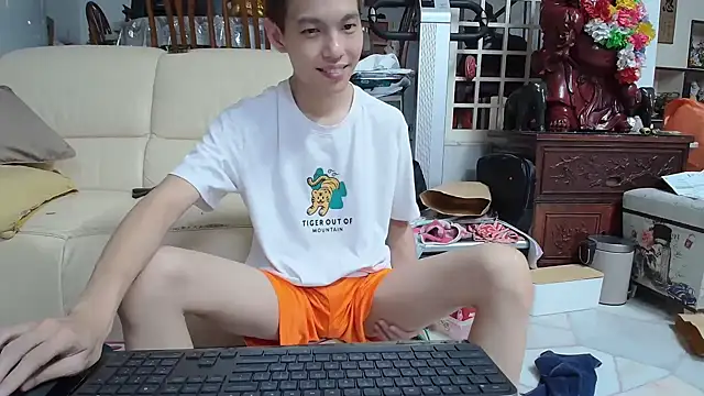 andrewooi online show from January 22, 2025, 3:29 pm