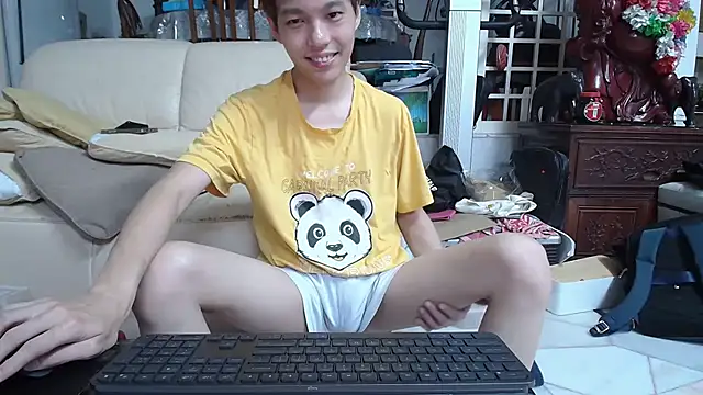 andrewooi online show from March 2, 2025, 2:32 pm