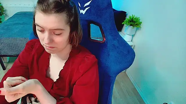 Snapshot of CranberryHot chatting on November 23, 2025, 2:11 am CranberryHot online show from November 23, 2025, 2:11 am