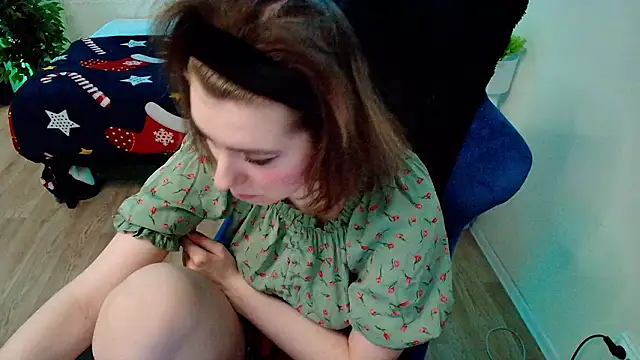 CranberryHot online show from March 6, 2026, 11:39 am