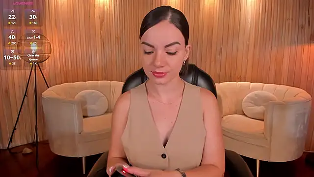 Snapshot of MorganHicks chatting on October 19, 2025, 5:35 pm MorganHicks online show from October 19, 2025, 5:35 pm