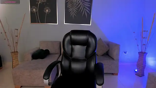 MorganHicks online show from December 20, 2025, 1:51 pm