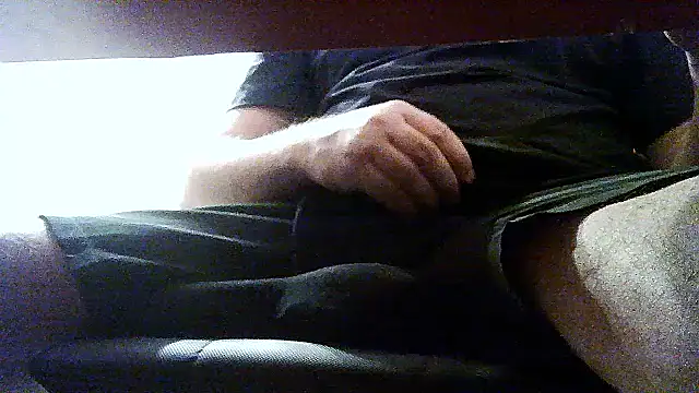 Snapshot of opreatiby chatting on October 6, 2025, 4:37 pm opreatiby online show from October 6, 2025, 4:37 pm